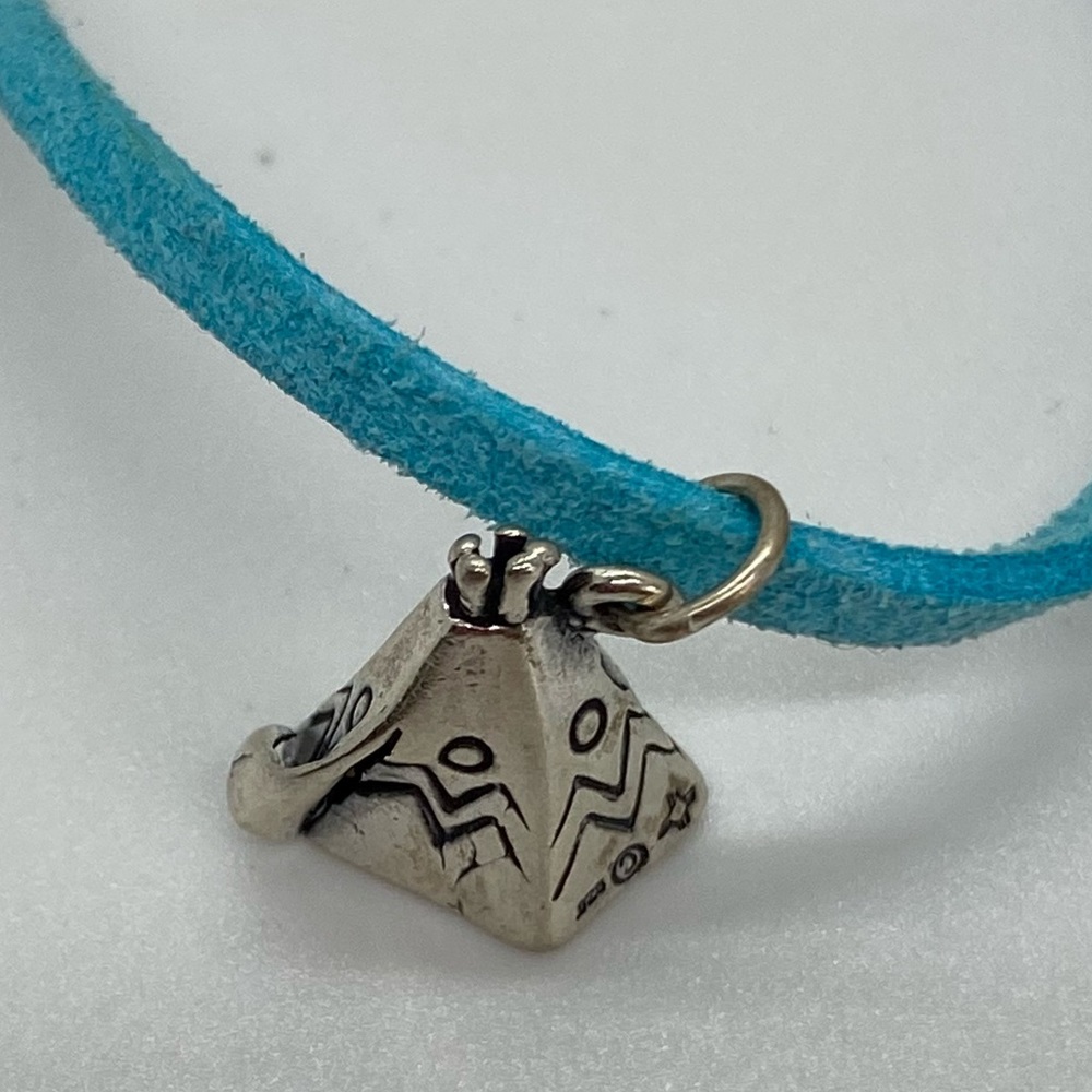 Teepee .925 Sterling Silver Native American Indian Hut 3D charm - Picture 5 of 13